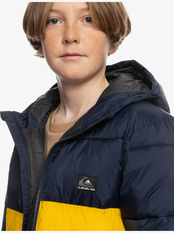 Wolfs Shoulders 2022 - Puffer Jacket for Boys  EQBJK03257