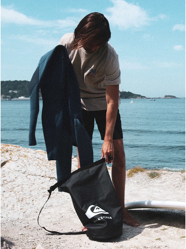quiksilver, Water Stash - Mochila de Surf Pequeña con Parte Superior Enrollable, BLACK (kvj0) 0 Water Stash - Mochila de Surf Pequeña con Parte Superior Enrollable Negro EQYBA03152 Quiksilver