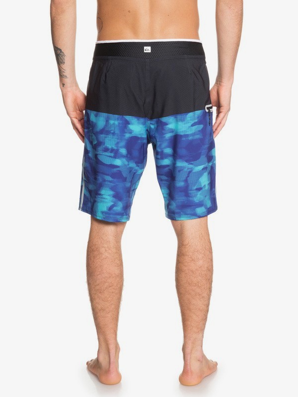 Quiksilver Mens Highline Blackout Hawaii 20 Boardshorts