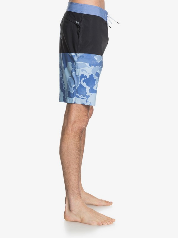 Highline Division Deluxe 19" - Board Shorts for Men  EQYBS04295