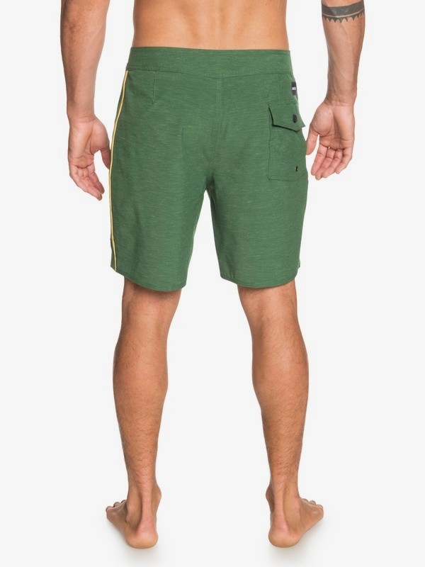 piped sweat shorts