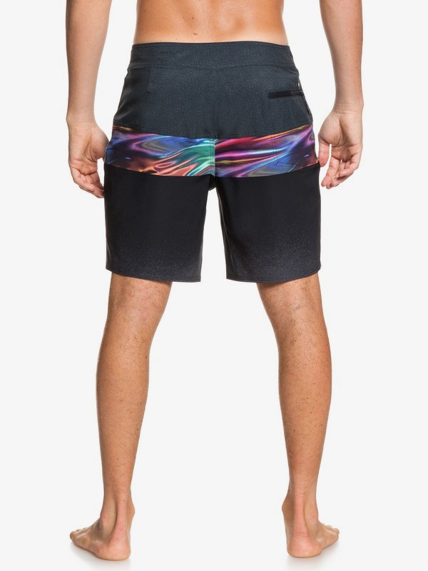 Highline Hold Down 18" - Board Shorts  EQYBS04321