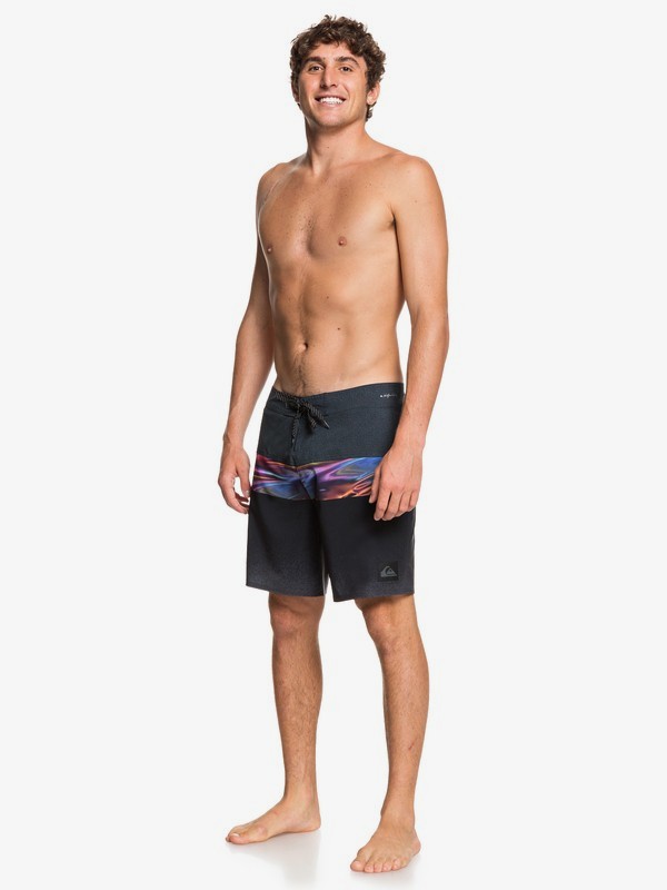 Highline Hold Down 18" - Board Shorts  EQYBS04321