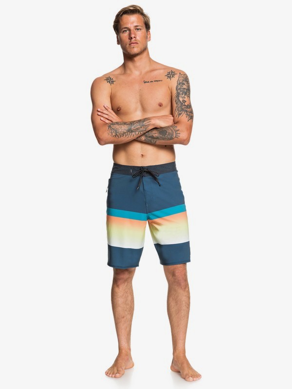 Highline Slab 20" - Board Shorts for Men  EQYBS04328