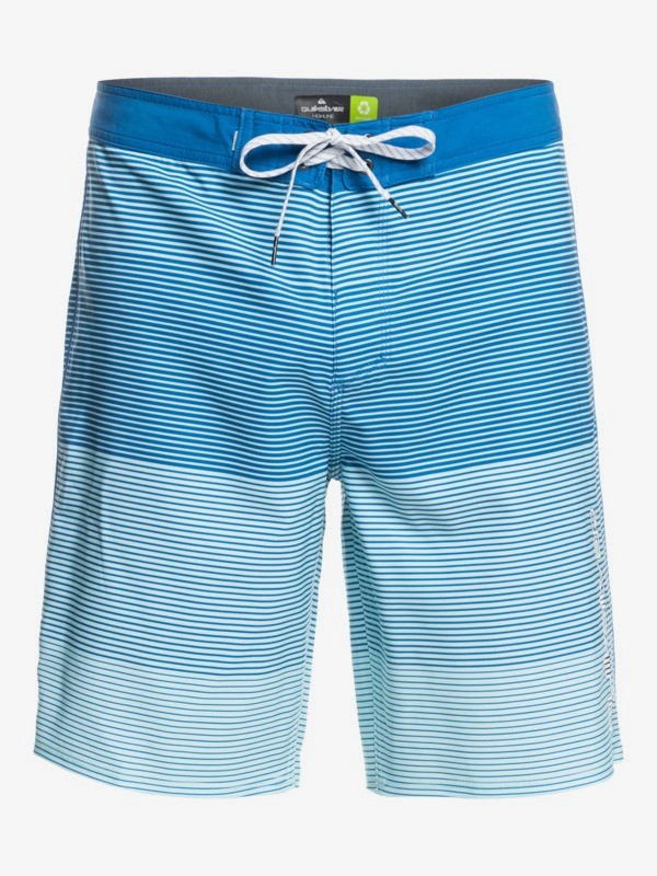 Surfsilk Massive 20" - Board Shorts for Men  EQYBS04528