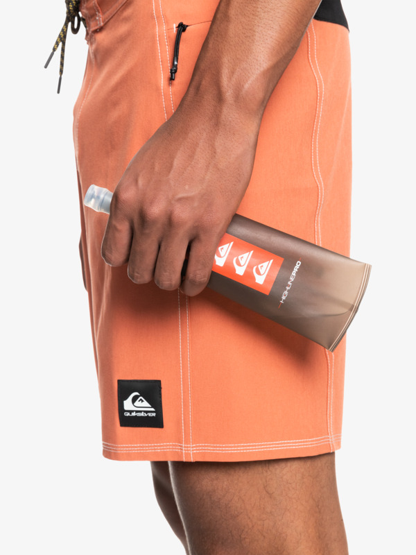 Hydra Motion 18" - Hybrid Board Shorts for Men  EQYBS04593