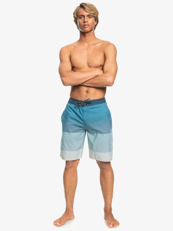 Massive 20" - Boardshorts for Men  EQYBS04636