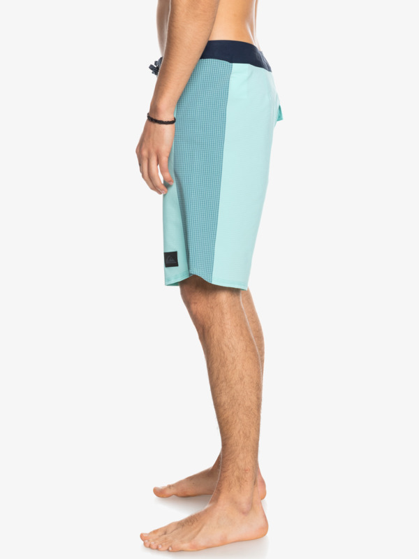 Highlite Arch 19" 2022 - Board Shorts for Men  EQYBS04648