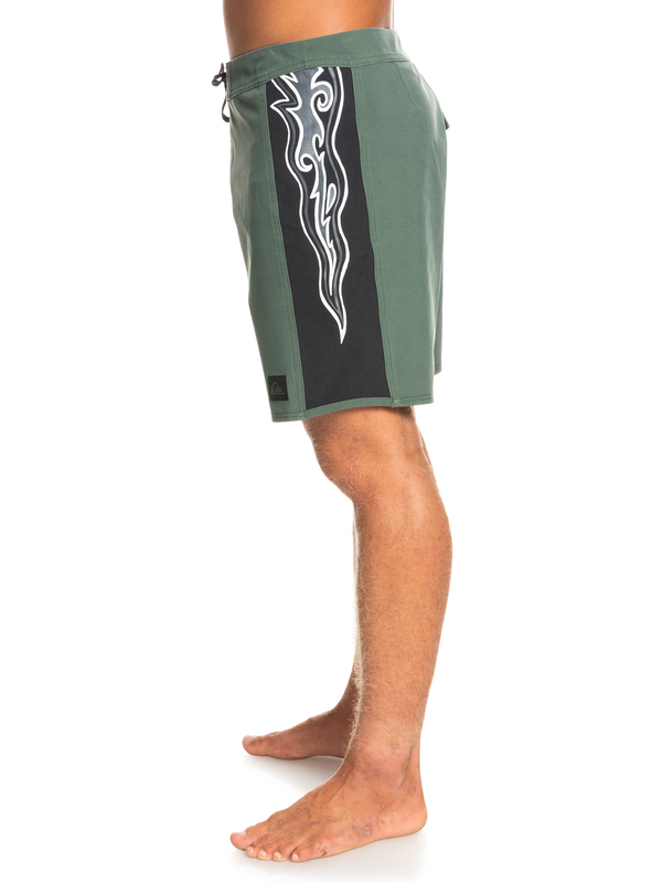 Surfsilk Arch 18" 2022 - Board Shorts for Men  EQYBS04649