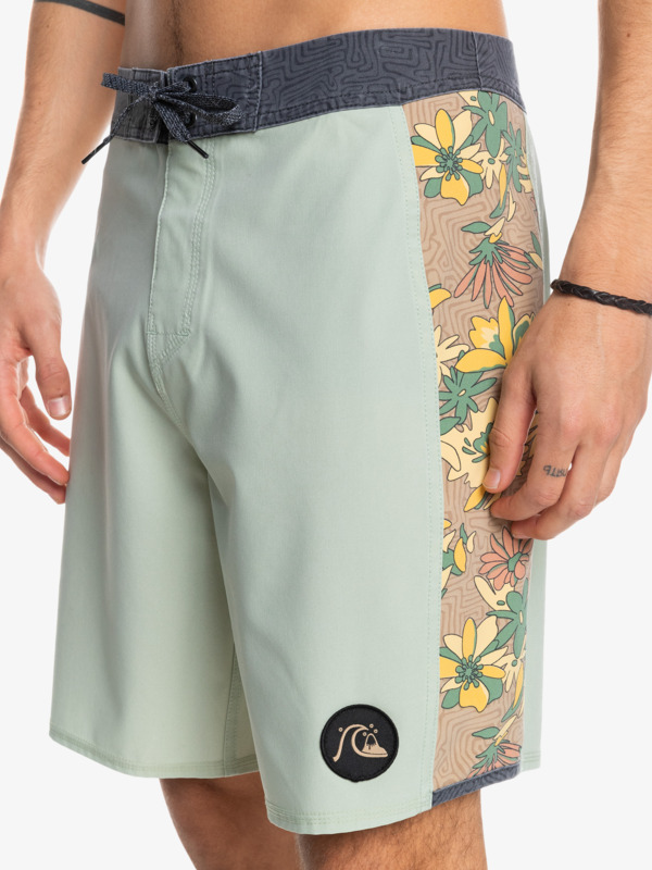 Surfsilk Arch 18" - Board Shorts for Men  EQYBS04649