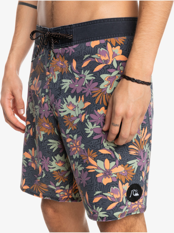 Surfsilk Washed 18" 2022 - Board Shorts for Men  EQYBS04650