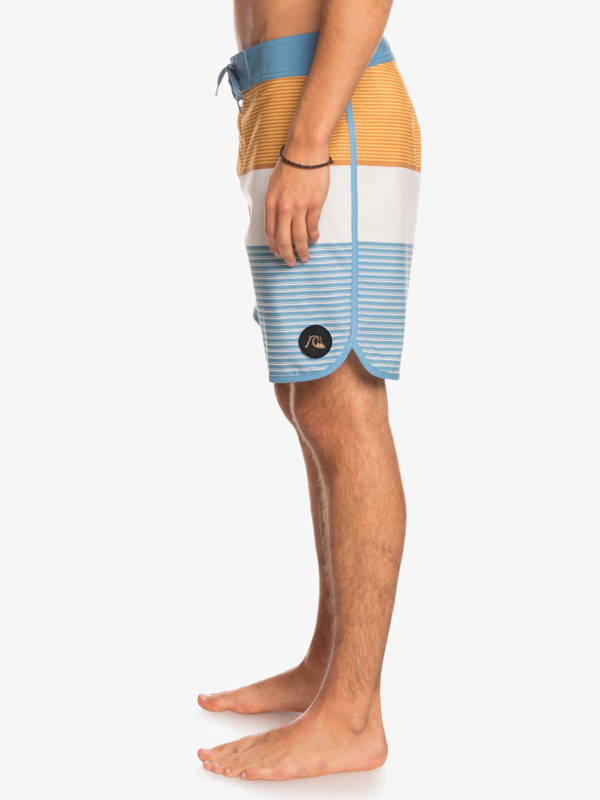 Surfsilk Tijuana 18" 2022 - Board Shorts for Men  EQYBS04651