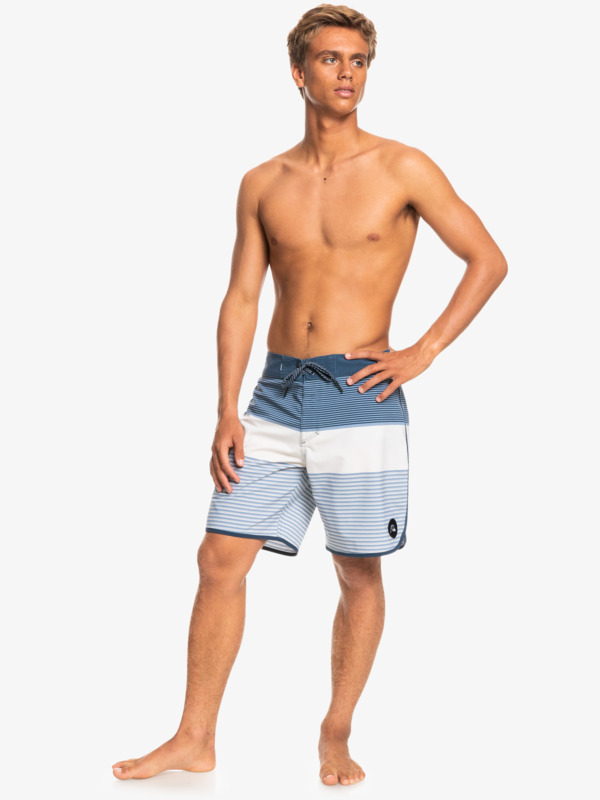 Surfsilk Tijuana 18" 2022 - Board Shorts for Men  EQYBS04651