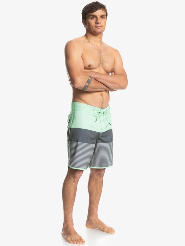 Surfsilk Tijuana 19" - Boardshorts for Young Men  EQYBS04652
