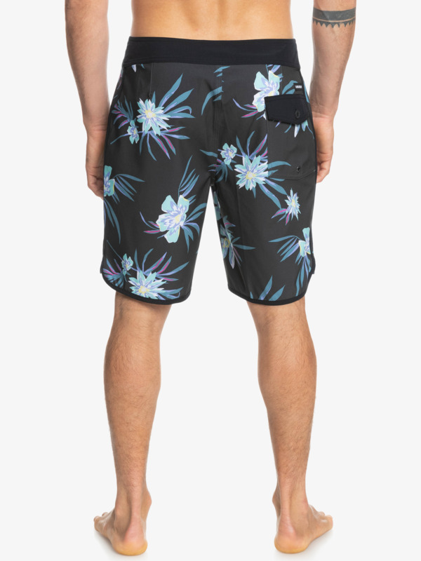 Surfsilk Scallop 19" 2022 - Board Shorts for Men  EQYBS04654