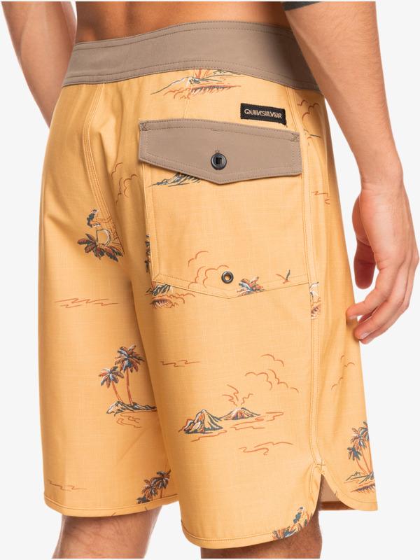 Surfsilk Scallop 19" - Board Shorts for Men  EQYBS04654