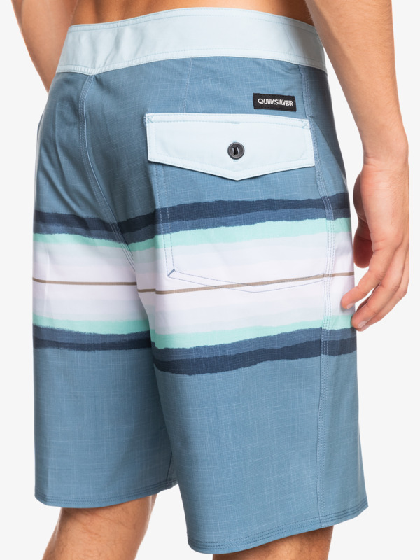 Surfsilk Resin Tint 19" - Board Shorts for Men  EQYBS04657