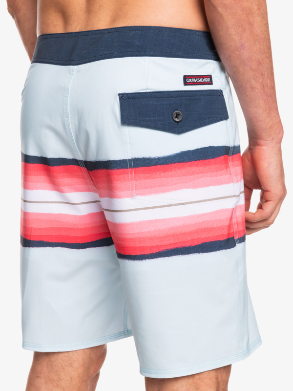 Surfsilk Resin Tint 19" 2022 - Board Shorts for Men  EQYBS04657