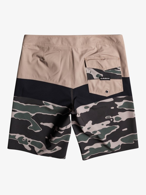 Surfsilk Panel 20" - Boardshorts for Young Men  EQYBS04659