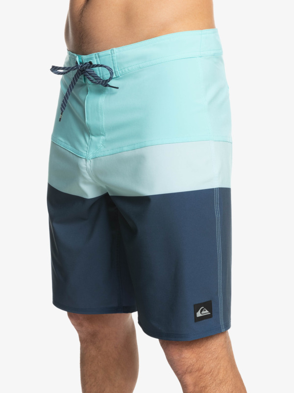 Surfsilk Panel 20" - Boardshorts for Young Men  EQYBS04659