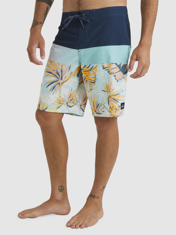 Surfsilk Panel 20" - Boardshorts for Young Men  EQYBS04659