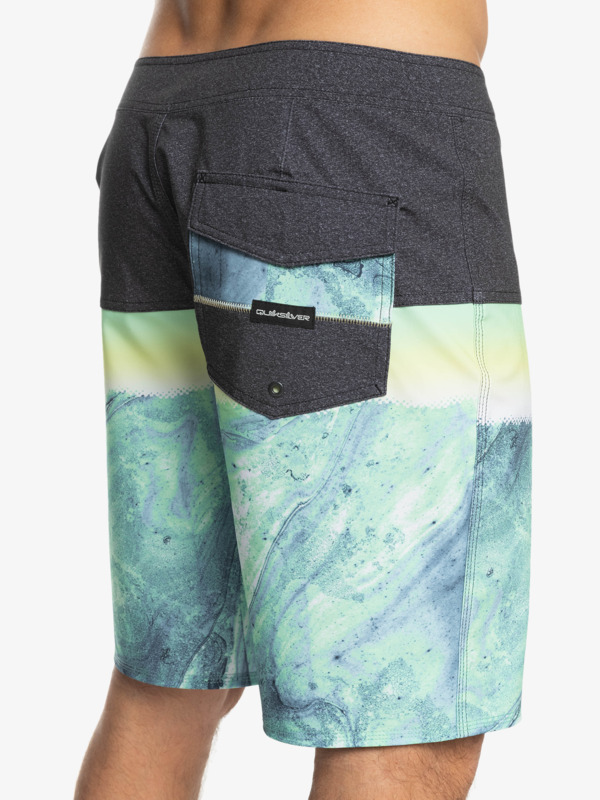 Surfsilk Panel 20" - Boardshorts for Young Men  EQYBS04659