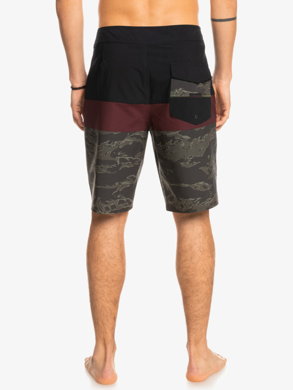 Surfsilk Panel 20" - Boardshorts for Young Men  EQYBS04659
