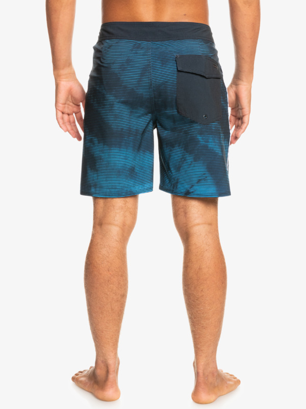 Surfsilk Massive 17" - Board Shorts for Men  EQYBS04660