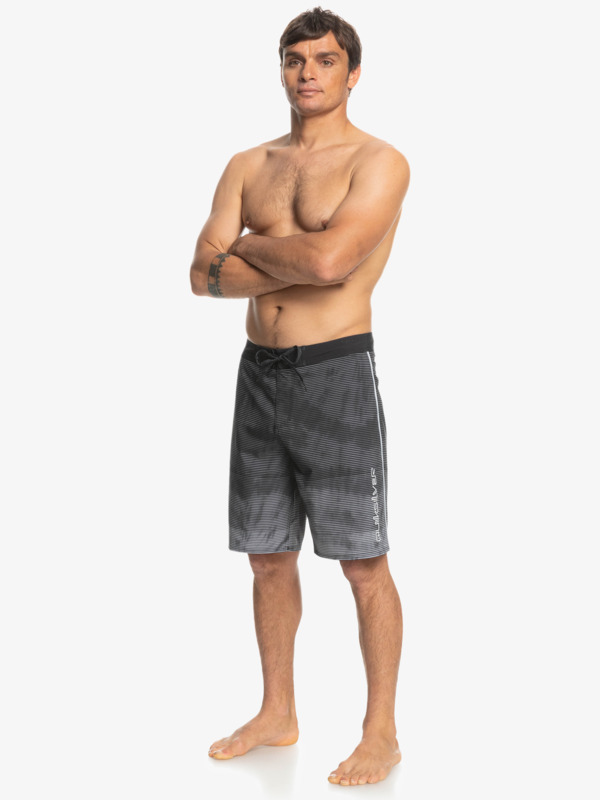 Surfsilk Massive 20" - Boardshorts for Young Men  EQYBS04661