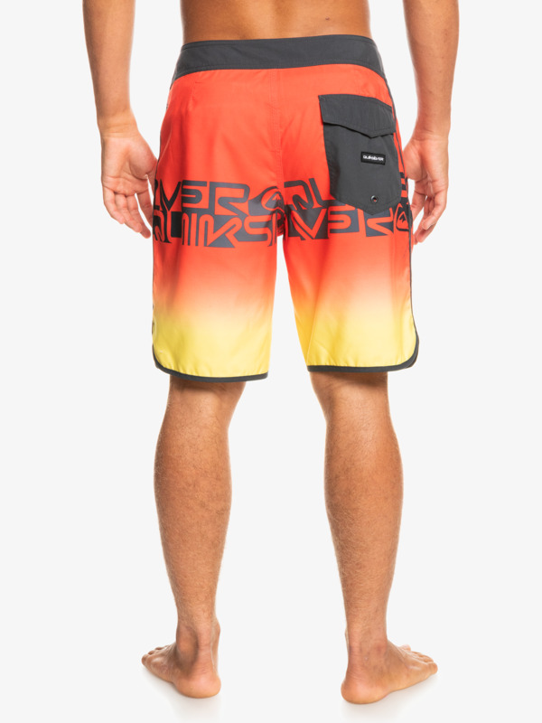 Everyday Scallop 19" - Board Shorts for Men  EQYBS04678
