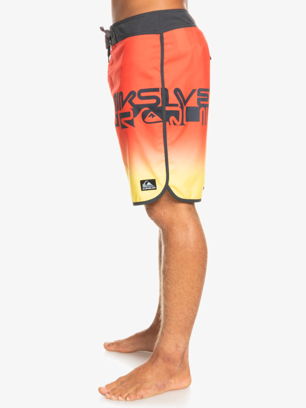 Everyday Scallop 19" - Board Shorts for Men  EQYBS04678