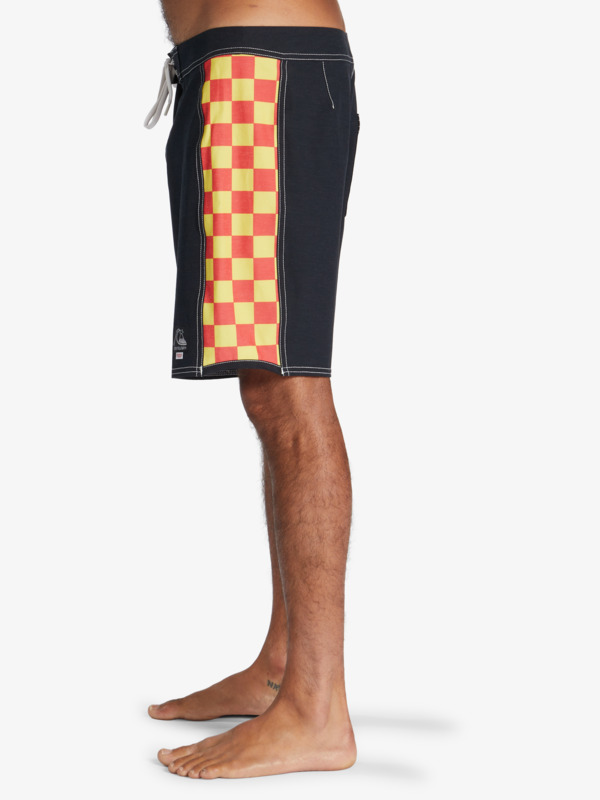 Quiksilver x Stranger Things Original Arch Surfer 18" 2022 - Board Shorts for Men  EQYBS04753