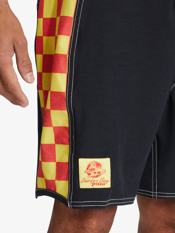 Quiksilver x Stranger Things Original Arch Surfer 18" 2022 - Board Shorts for Men  EQYBS04753