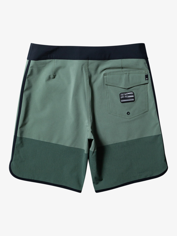 Highlite Scallop 19" - Board Shorts for Men  EQYBS04761