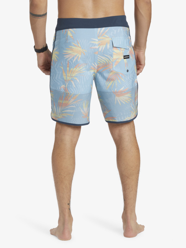 Highlite Scallop 19" - Board Shorts for Men  EQYBS04761
