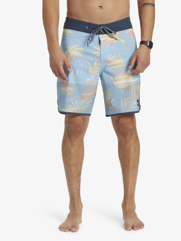 Highlite Scallop 19" - Board Shorts for Men  EQYBS04761
