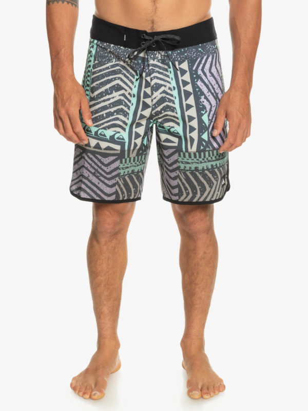 Highlite Scallop 19" - Board Shorts for Men  EQYBS04761