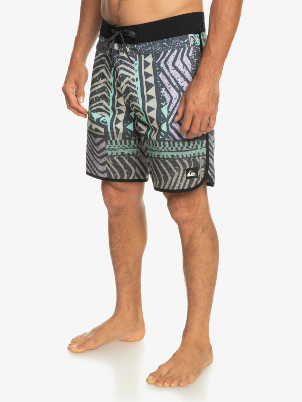 Highlite Scallop 19" - Board Shorts for Men  EQYBS04761