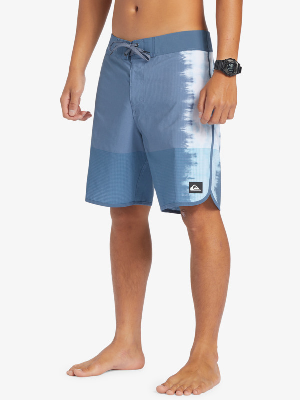 Highlite Scallop 19" - Board Shorts for Men  EQYBS04761