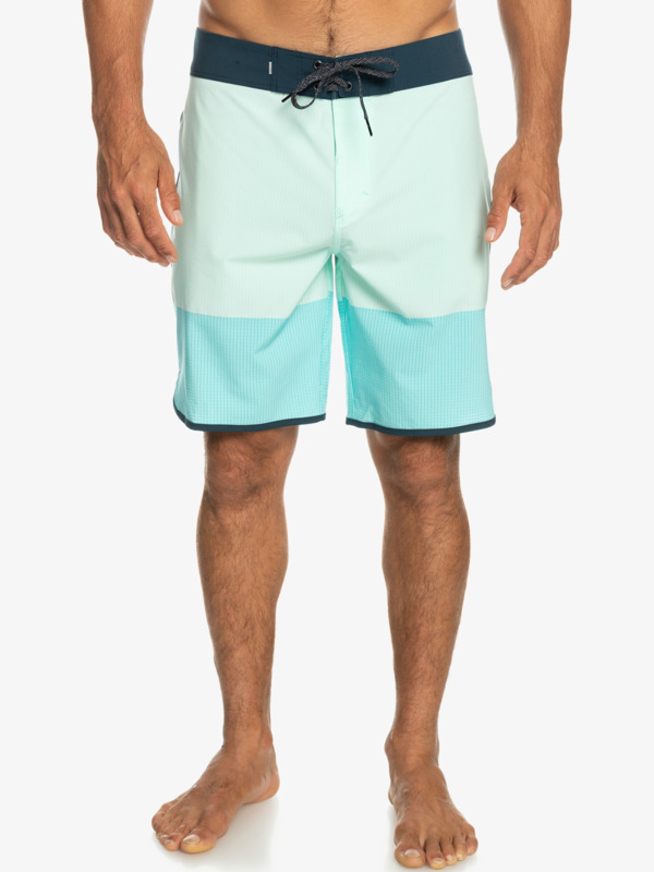 Highlite Scallop 19" - Board Shorts for Men  EQYBS04761