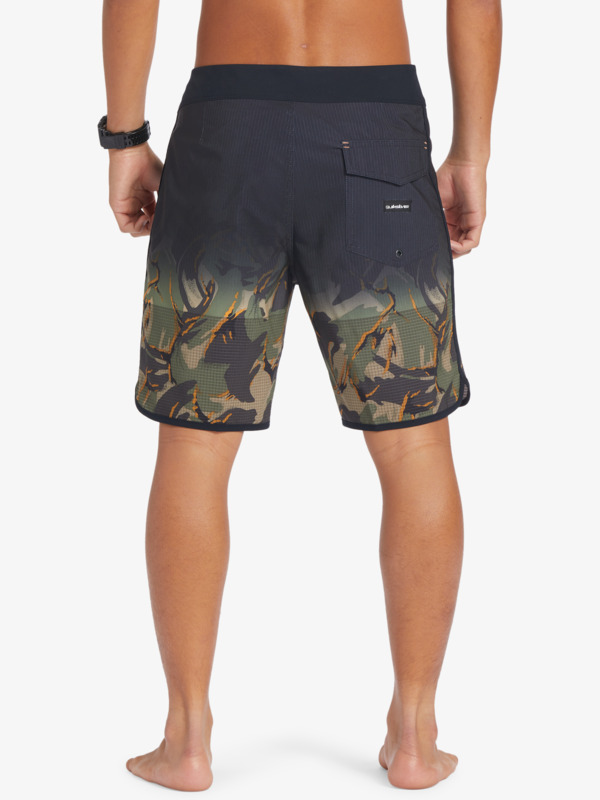 Highlite Scallop 19" - Board Shorts for Men  EQYBS04761