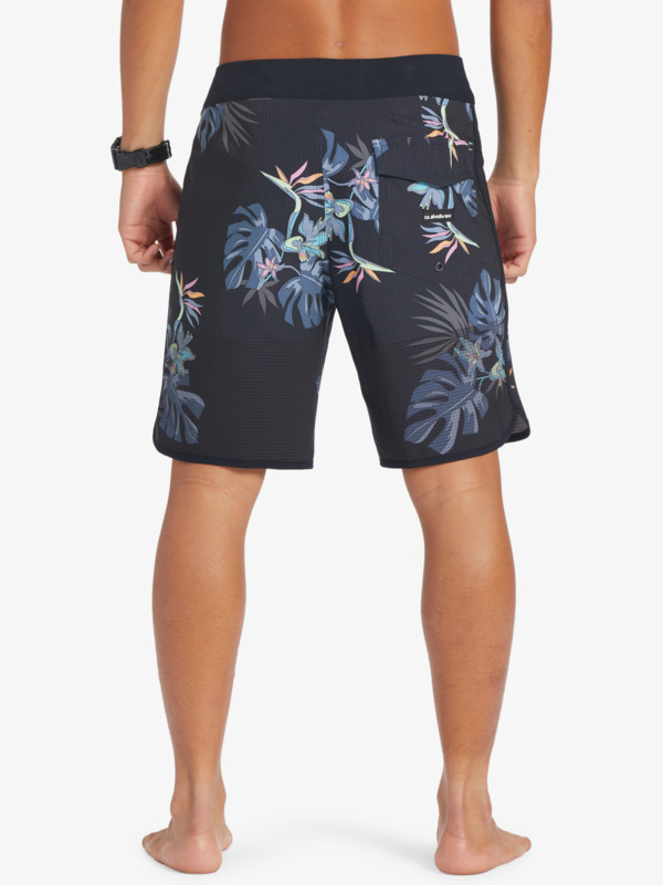 Highlite Scallop 19" - Board Shorts for Men  EQYBS04761