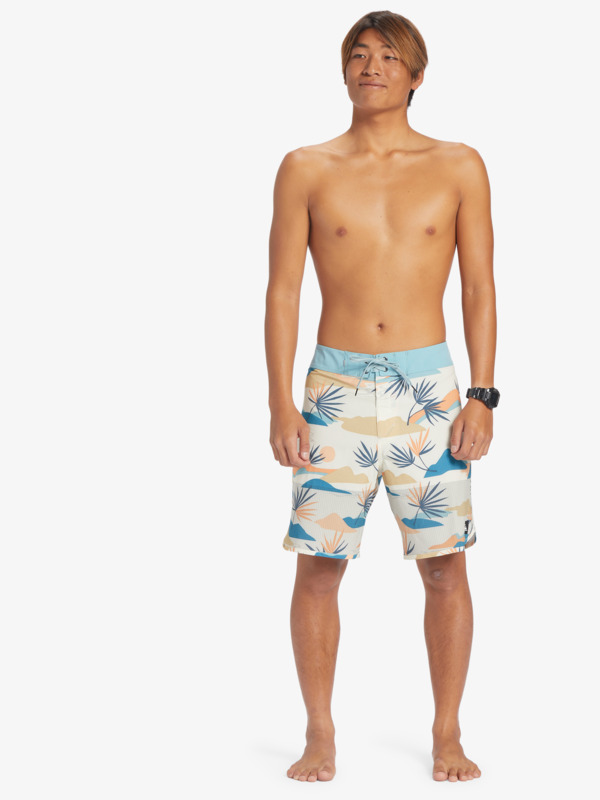 Highlite Scallop 19" - Board Shorts for Men  EQYBS04761