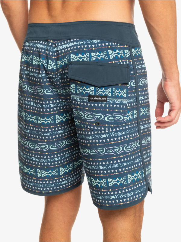 Surfsilk Scallop 18" - Board Shorts for Men  EQYBS04770