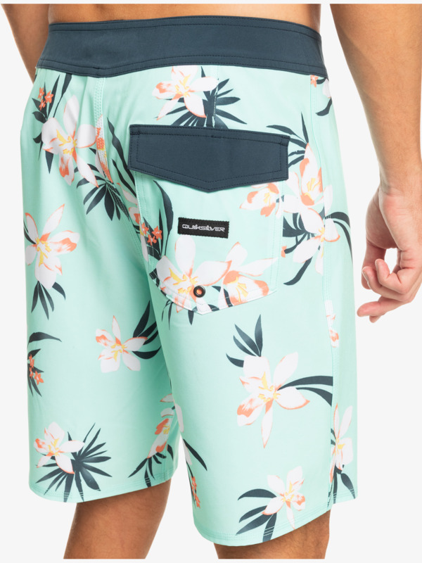 Surfsilk QS 69 19" - Board Shorts for Men  EQYBS04773