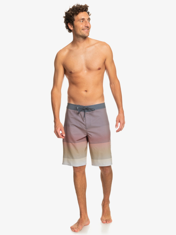 Surfsilk Massive 20" - Board Shorts for Men  EQYBS04783