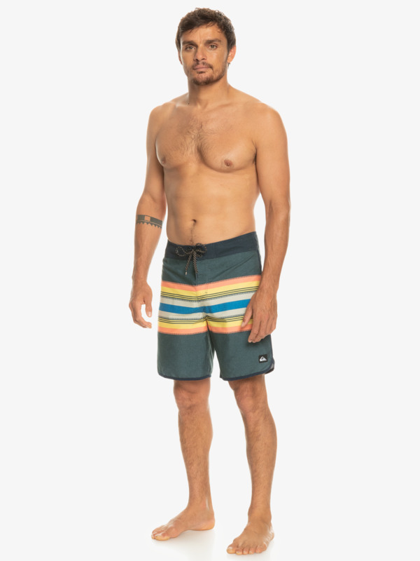 Everyday Scallop 19" - Board Shorts for Men  EQYBS04791