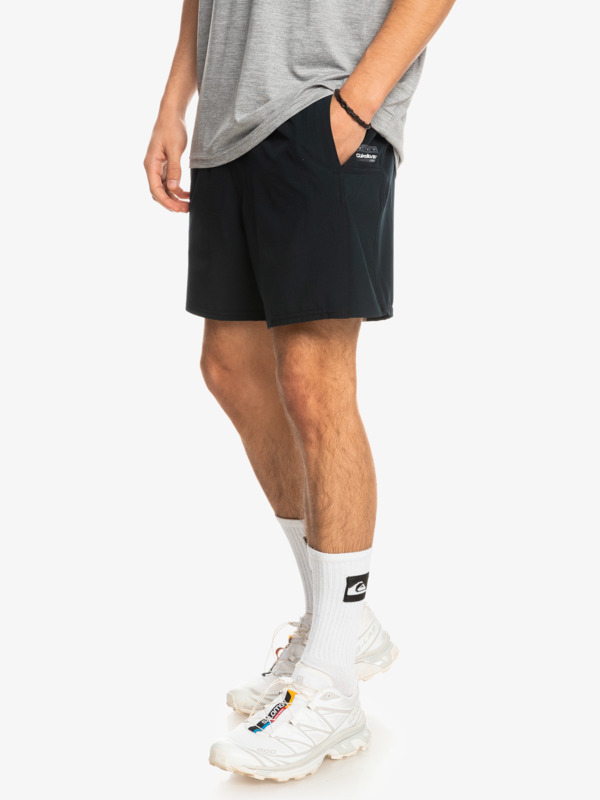 High Stretch 17" - Training Shorts for Men  EQYJV03931