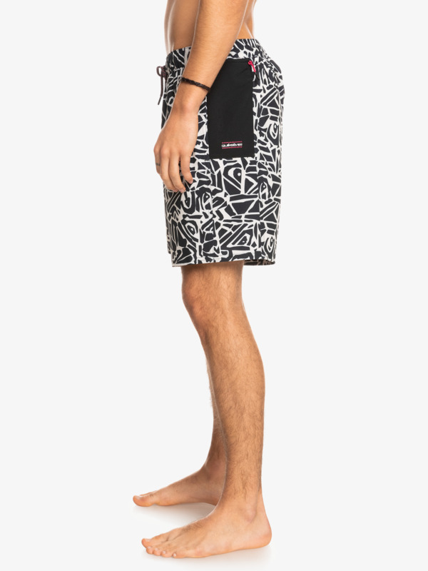 High Point Motion 17" - Hybrid Board Shorts for Men  EQYWS03743