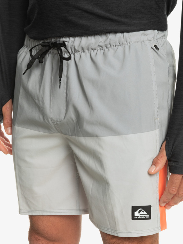 Omni Stretch 17" - Training Shorts for Men  EQYWS03835